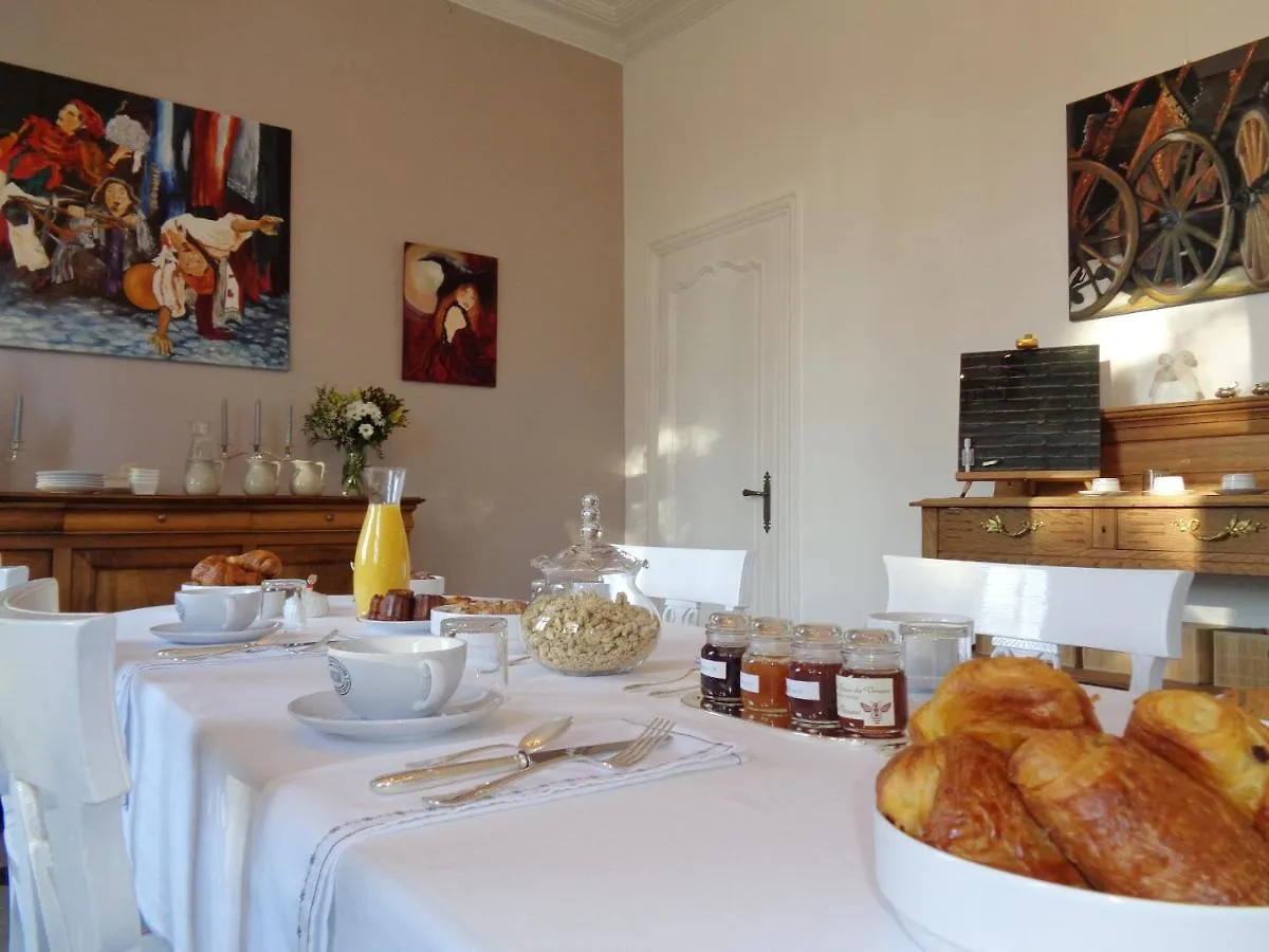 Domaine Berenguer Bed & Breakfast Ouches 0*,  France